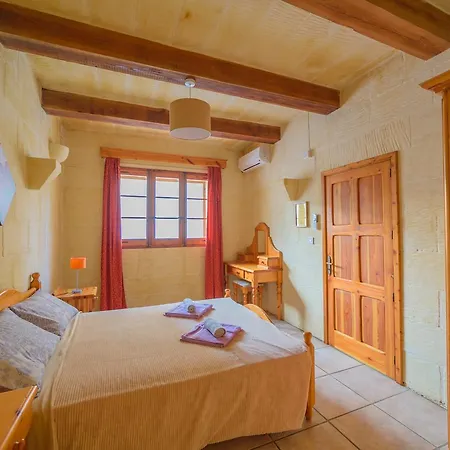 Landhuis Tal-bahar *